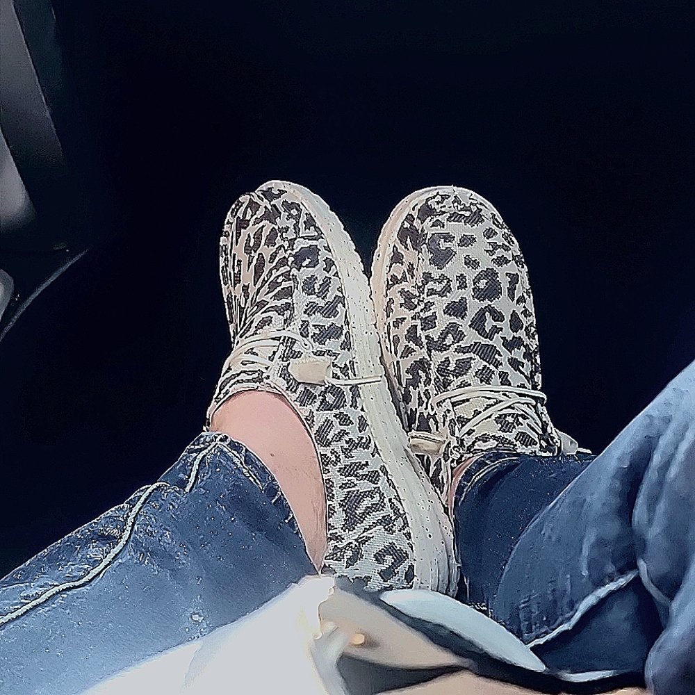 Hey Dude! Size 7 1/2
